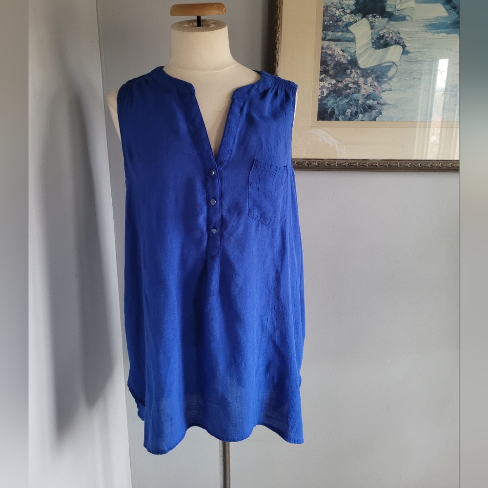 N.W.D Plus Women's Sleeveless Blue Button-Down Top Size 1X